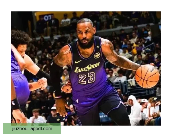 NBA劲敌崛起高薪股权吸引球星詹姆斯副手也参与加盟计划 NBA劲敌崛起高薪股权吸引球星詹姆斯副手也参与加盟计划